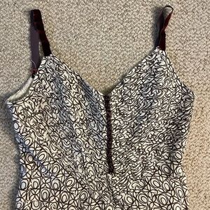 Stylish Black and White Patterned Women's Top